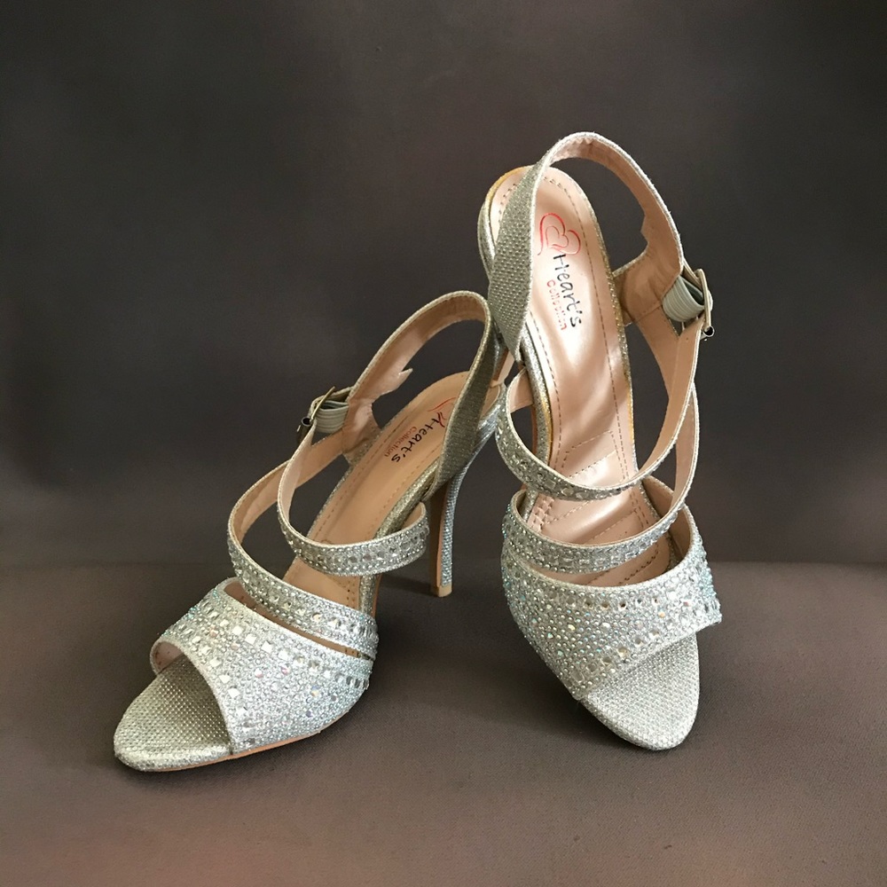 “Heart’s Collection” Sandal Heels